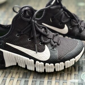 Women's Nike Metcon Training Sneakers